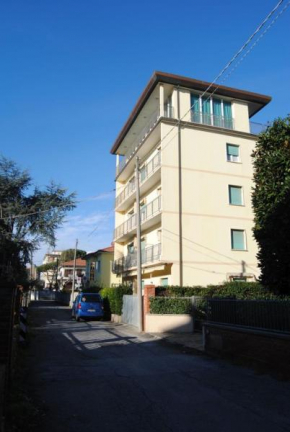 Hotel Casa Diomira Lido Di Camaiore